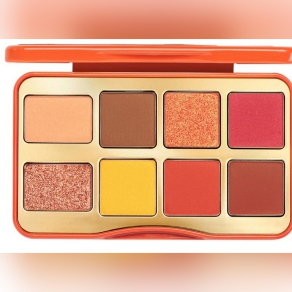 Too Faced Light My Fire Eye Shadow Pallette NIB